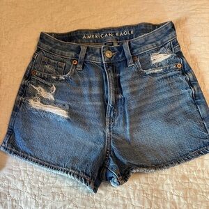 American Eagle size 00 mom short